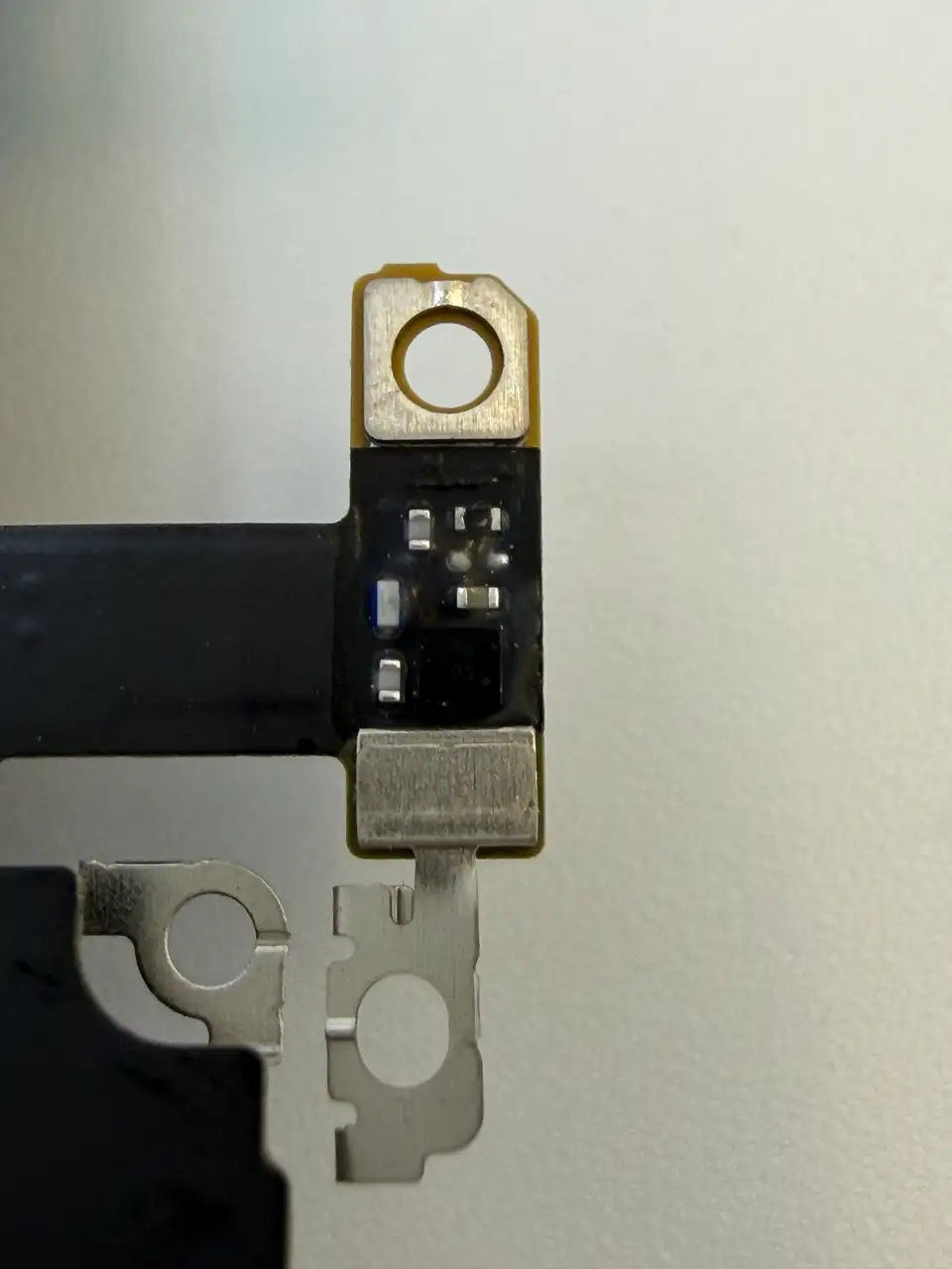 High Quality Compatible iPhone 12 mini Charging Port Flex Cable photograph 5