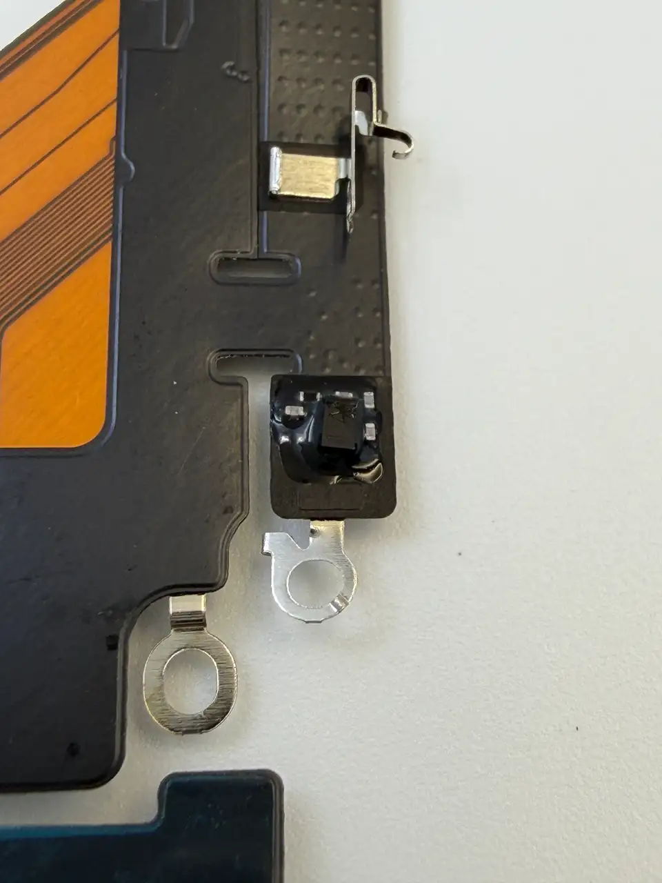 High Quality Compatible iPhone 13 Pro Charging Port Flex Cable photograph 7