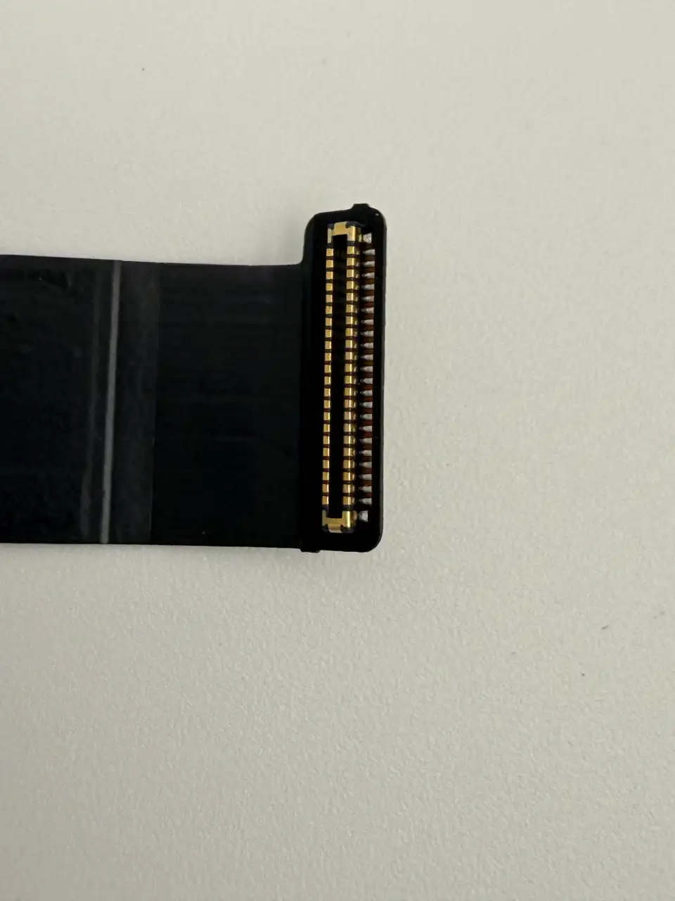 Original Pulled iPhone 13 Pro Max Charging Port Flex Cable photograph 5