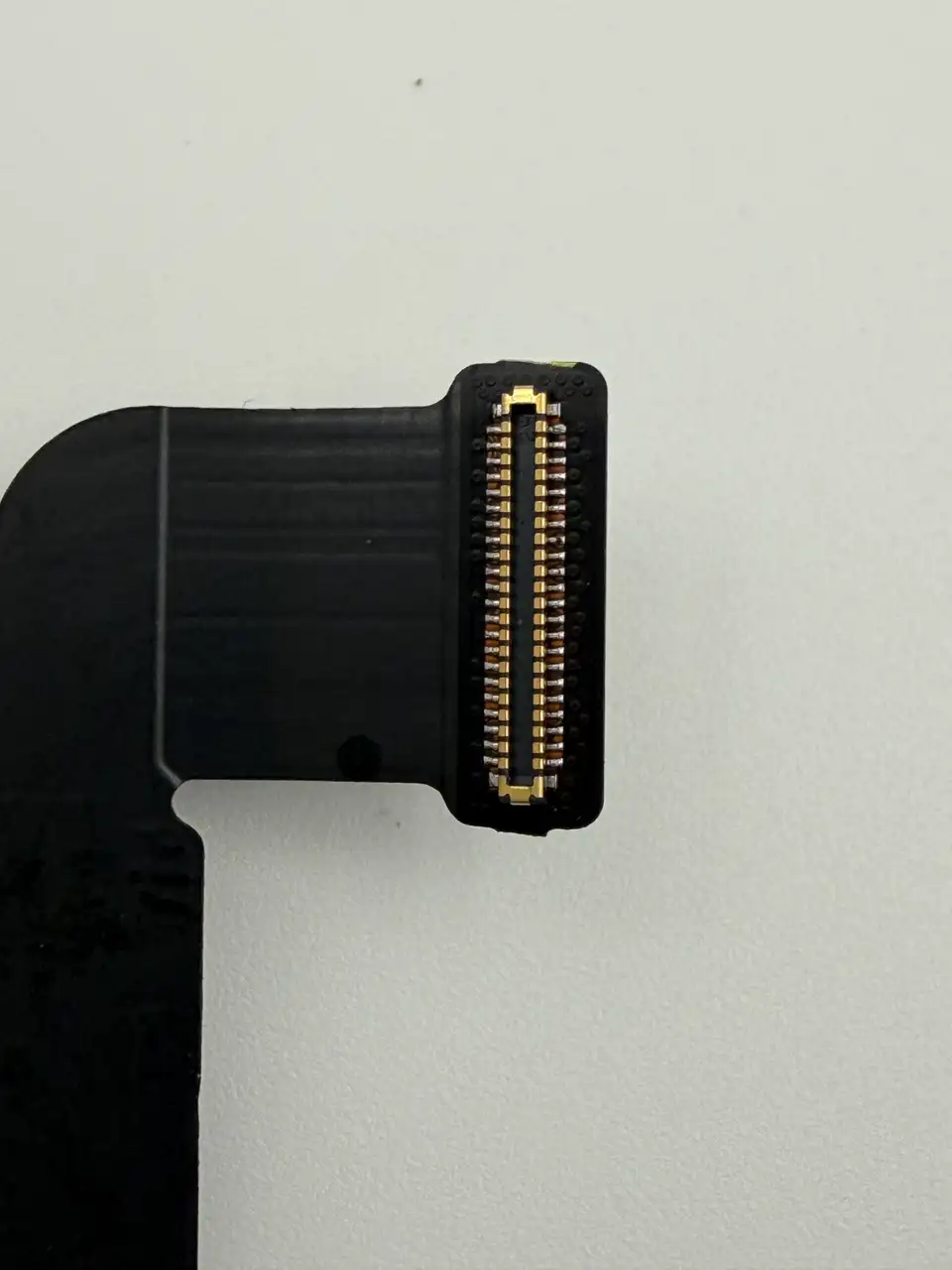 Original Pulled iPhone 14 Pro Charging Port Flex Cable photograph 5