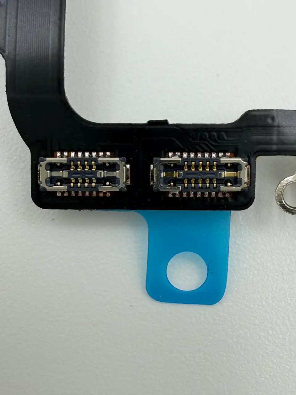 Standard Compatible iPhone 17 Air Charging Port Flex Cable photograph 2