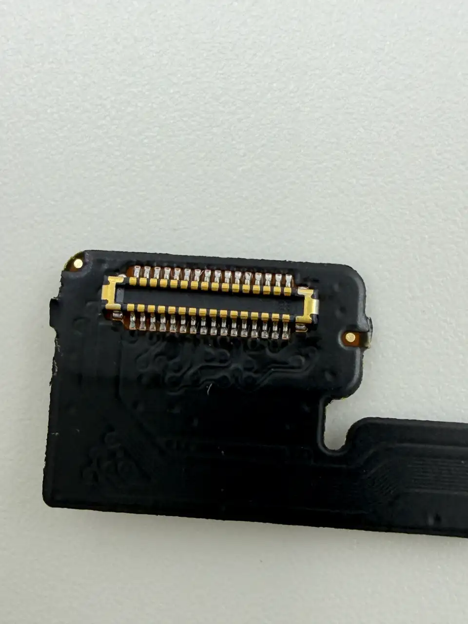 Standard Compatible iPhone 17 Air Charging Port Flex Cable photograph 5