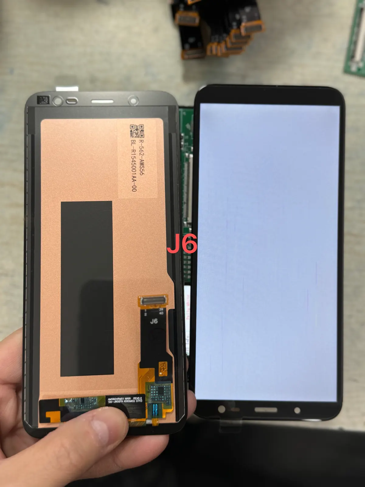 Samsung J6 screen sample showing front and back